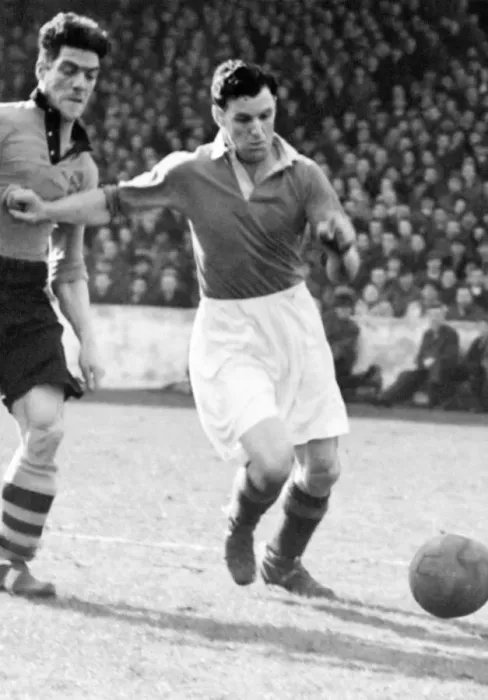 Framed Print : Jack Rowley. Manchester United F. C. March 1948 P012508 Framed Print : Jack Rowley. Manchester United F. C. March 1948 P012508