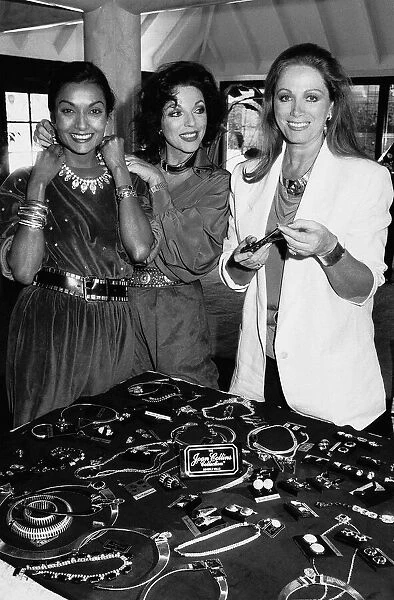Jackie Collins with Joan Collins and Shakira Caine