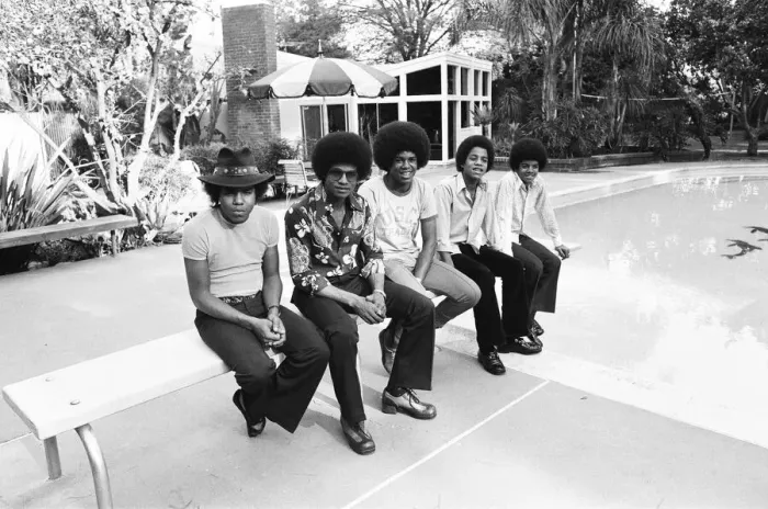 Framed Print : The Jackson Five at home in Los Angeles. 23rd February 1973 Framed Print : The Jackson Five at home in Los Angeles. 23rd February 1973