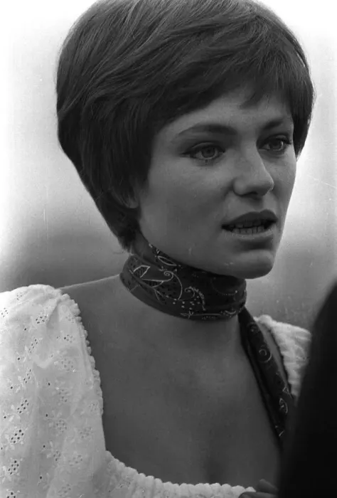 Framed Print : Jacqueline Bisset actress MSI Framed Print : Jacqueline Bisset actress MSI