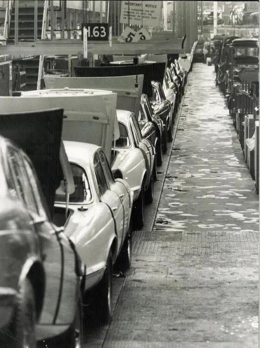 Framed Print : Jaguar Cars production Line of the XJ saloon track at Browns Lane factory, Coventry