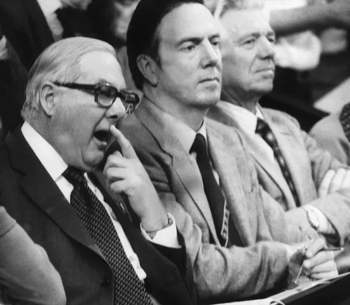 Framed Print : James Callaghan MP ex Prime Minister raises his hand and yawns at the Labour Party