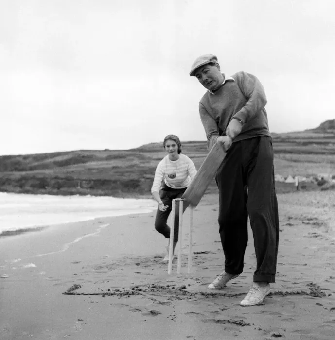 Framed Print : James Callaghan MP on Holiday AugUST 1957 in St Davids, Pembrokeshire with family Framed Print : James Callaghan MP on Holiday AugUST 1957 in St Davids, Pembrokeshire with family