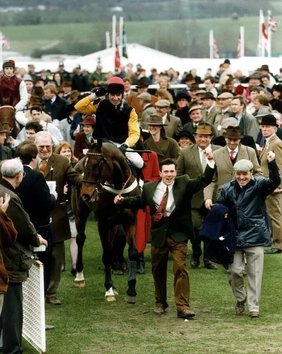 Framed Print : Jamie Osborne Jockey March 1992 On Remittance Man after winning the champion chase Framed Print : Jamie Osborne Jockey March 1992 On Remittance Man after winning the champion chase