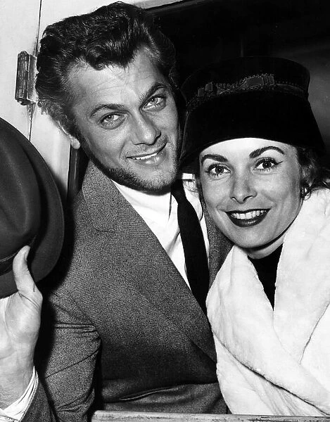 Janet Leigh Actress with husband Tony Curtis at Paddington Station May 1957