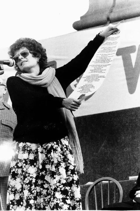 Framed Print : Janet Suzman Actress taking part in a anti-nuclear demonstration in Trafalgar Square Framed Print : Janet Suzman Actress taking part in a anti-nuclear demonstration in Trafalgar Square