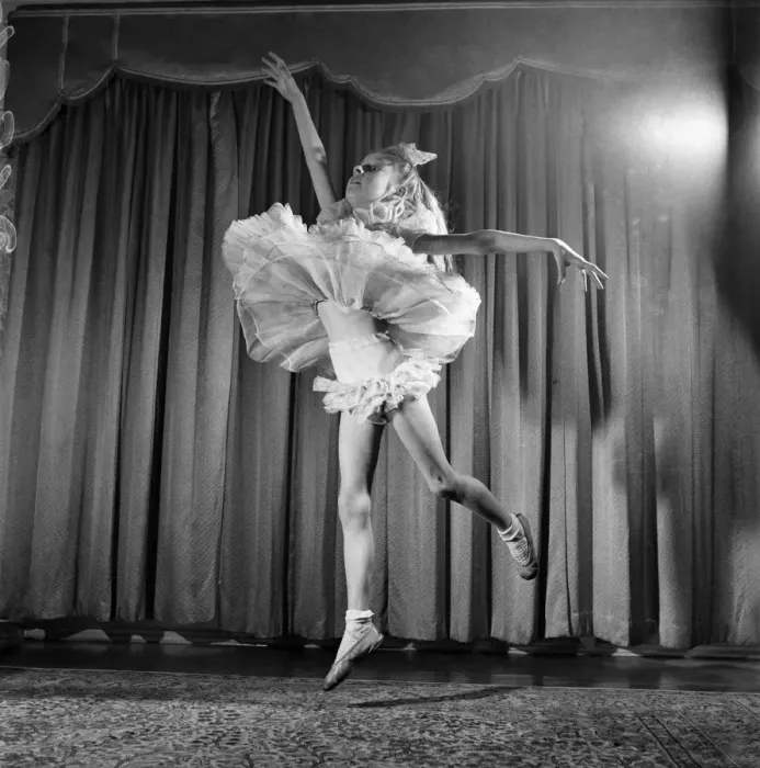 Framed Print : Janice Graham 8 Year Old girl ballet dancer. March 1953 D1501 Framed Print : Janice Graham 8 Year Old girl ballet dancer. March 1953 D1501