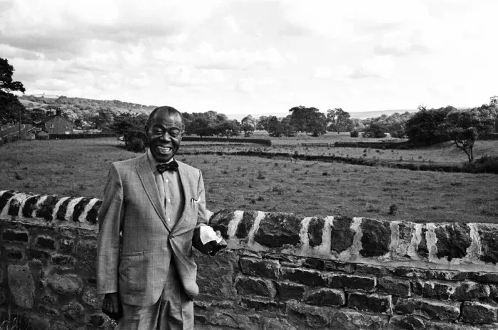 Framed Print : Jazz musician Louis Armstrong seen here in the Yorkshire countryside whilst visiting Framed Print : Jazz musician Louis Armstrong seen here in the Yorkshire countryside whilst visiting