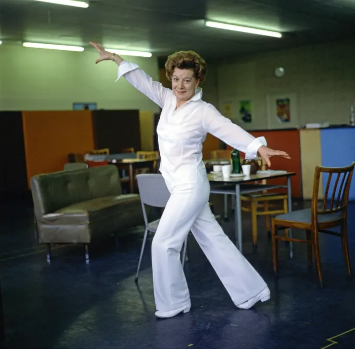 Framed Print : Jean Alexander, actor Pictured in a dance work out session Framed Print : Jean Alexander, actor Pictured in a dance work out session