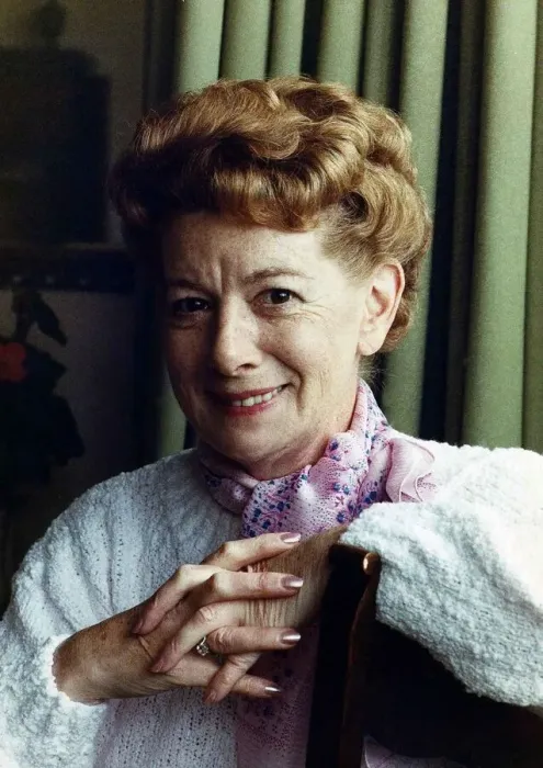 Framed Print : Jean Alexander actress who played Hilda Ogden in television soap opera Coronation Street Framed Print : Jean Alexander actress who played Hilda Ogden in television soap opera Coronation Street