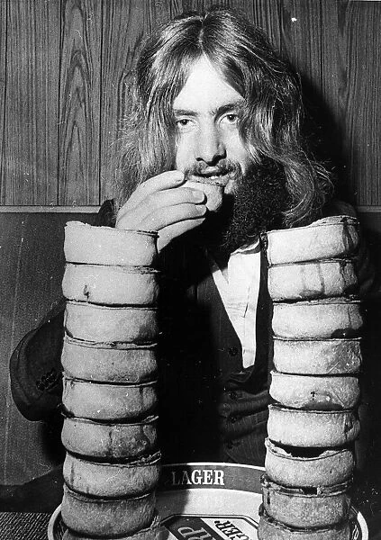 Jeff Heenan of Arbroath, the World Pie Eating Champ in 1974
