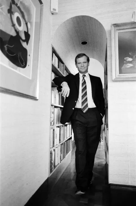 Framed Print : Jeffrey Archer pictured in his apartment by the River Thames, London. 9th September 1987 Framed Print : Jeffrey Archer pictured in his apartment by the River Thames, London. 9th September 1987