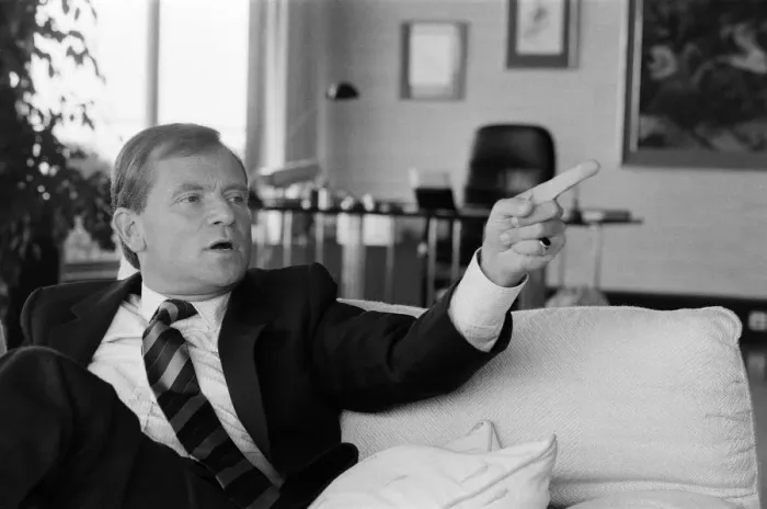 Framed Print : Jeffrey Archer pictured in his apartment by the River Thames, London. 9th September 1987 Framed Print : Jeffrey Archer pictured in his apartment by the River Thames, London. 9th September 1987