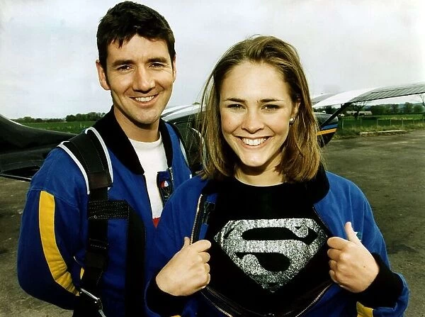 Jenni Falconer with Dougie Vipond Big Country TV presenter after skydiving