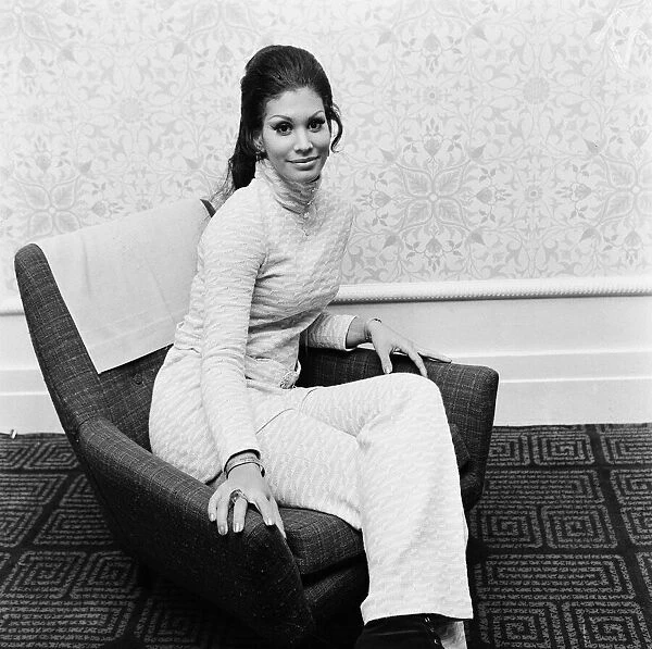 Jennifer Hosten, Miss World 1970, pictured in Newcastle, 10th January 1970