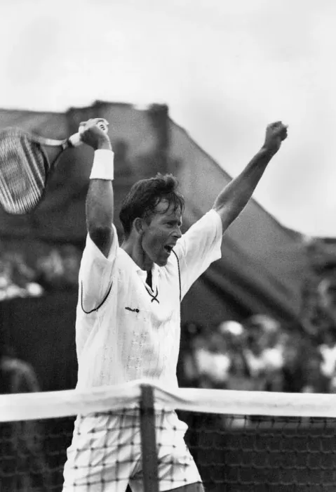 Framed Print : Jeremy Bates celebrates after beating Michael Chang at Wimbledon Framed Print : Jeremy Bates celebrates after beating Michael Chang at Wimbledon