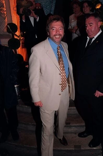 Jeremy Beadle TV Presenter October 98 Arriving for the This Morning Anniversary