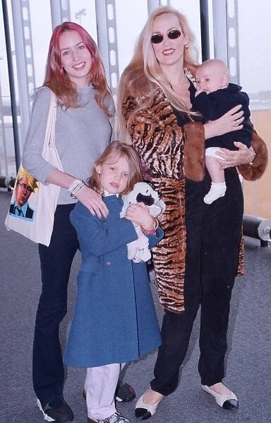 Jerry Hall Supermodel at London Airport April 1998 with her Family Scarlette