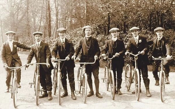 Jesmond Dene Cycle Club in 1912