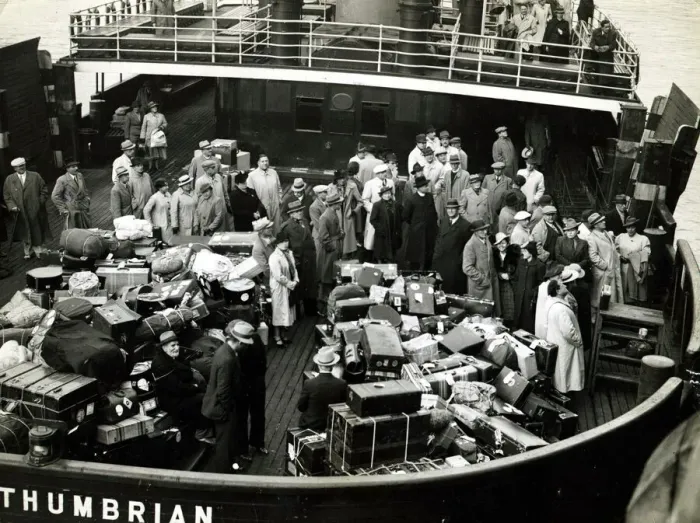 Framed Print : Jewish refugees on board the Polish liner Pilsudster at Newcastle Quay Jew jews Framed Print : Jewish refugees on board the Polish liner Pilsudster at Newcastle Quay Jew jews