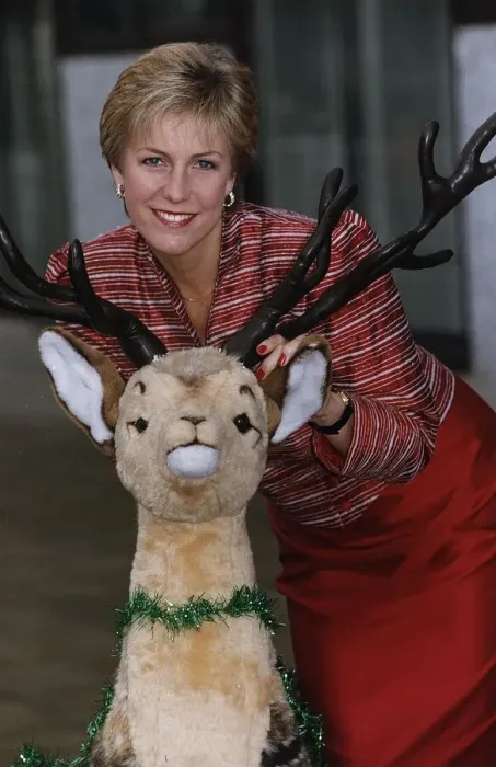 Framed Print : Jill Dando TV Presenter with toy reindeer Framed Print : Jill Dando TV Presenter with toy reindeer