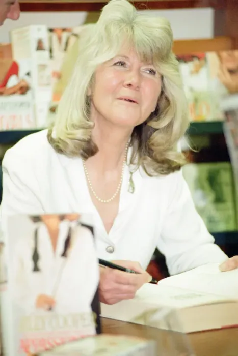 Framed Print : Jilly Cooper, Author, book signing, Blackwells, Cardiff, Wales, 16th April 1997 Framed Print : Jilly Cooper, Author, book signing, Blackwells, Cardiff, Wales, 16th April 1997
