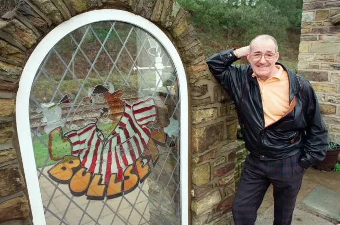 Framed Print : Jim Bowen by the railway which passes by his house in Arkholme, Lancashire Framed Print : Jim Bowen by the railway which passes by his house in Arkholme, Lancashire