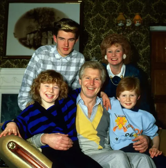 Framed Print : Jim Watt at home with his wife Michelle and children December 1986 L-R