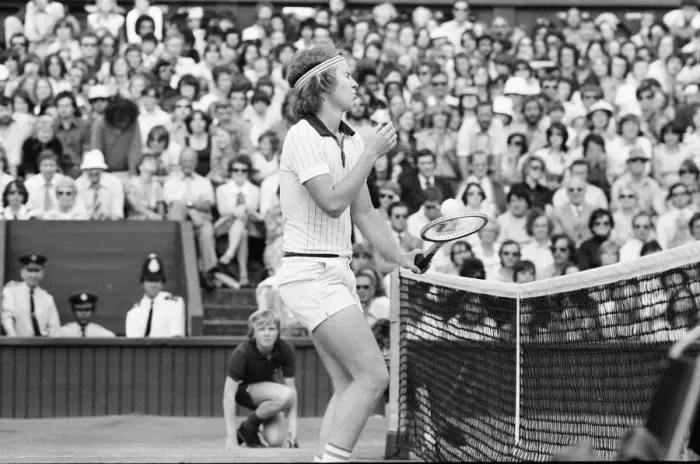 Framed Print : Jimmy Connors v John McEnroe, Wimbledon Mens Semi Final, Thursday 30th June 1977 Framed Print : Jimmy Connors v John McEnroe, Wimbledon Mens Semi Final, Thursday 30th June 1977