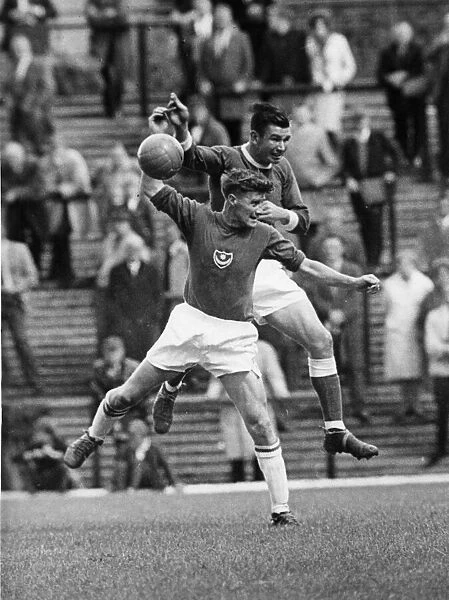Jimmy Dickinson Portsmouth football player 1946-1965, Jimmy Dickinson holds