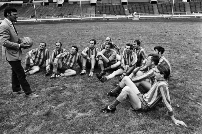 Framed Print : Jimmy Hill pictured talking to a football team. Television presenter Dickie Davies is Framed Print : Jimmy Hill pictured talking to a football team. Television presenter Dickie Davies is