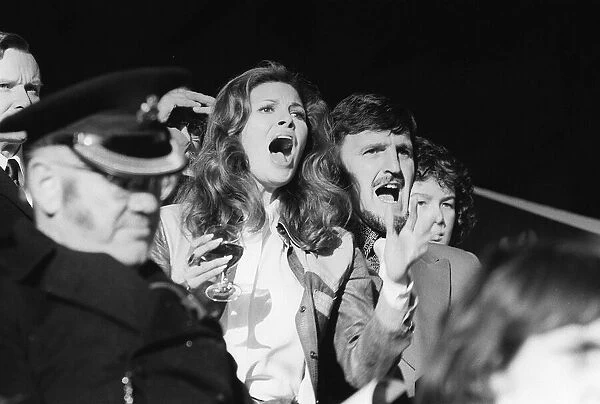 JIMMY HILL AND RAQUEL WELCH November 1972 Y2K