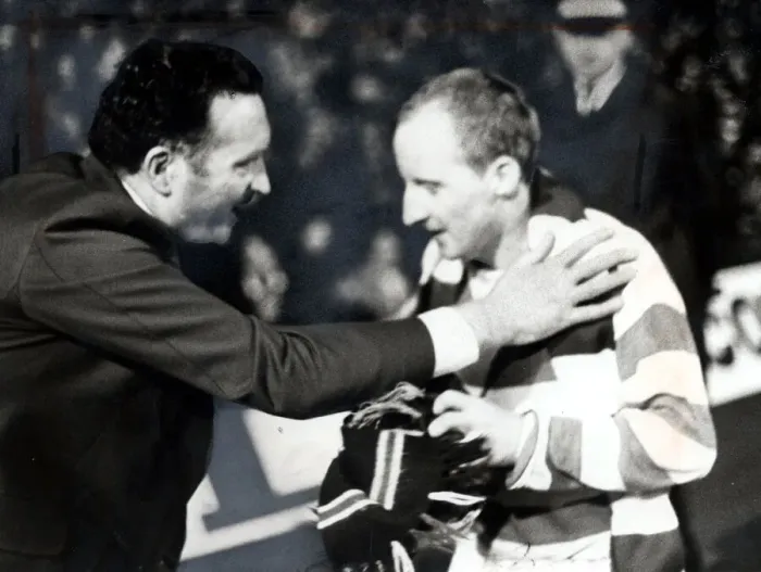 Framed Print : Jimmy Johnstone 1976 Celtic versus Manchester United testimonial football match Framed Print : Jimmy Johnstone 1976 Celtic versus Manchester United testimonial football match