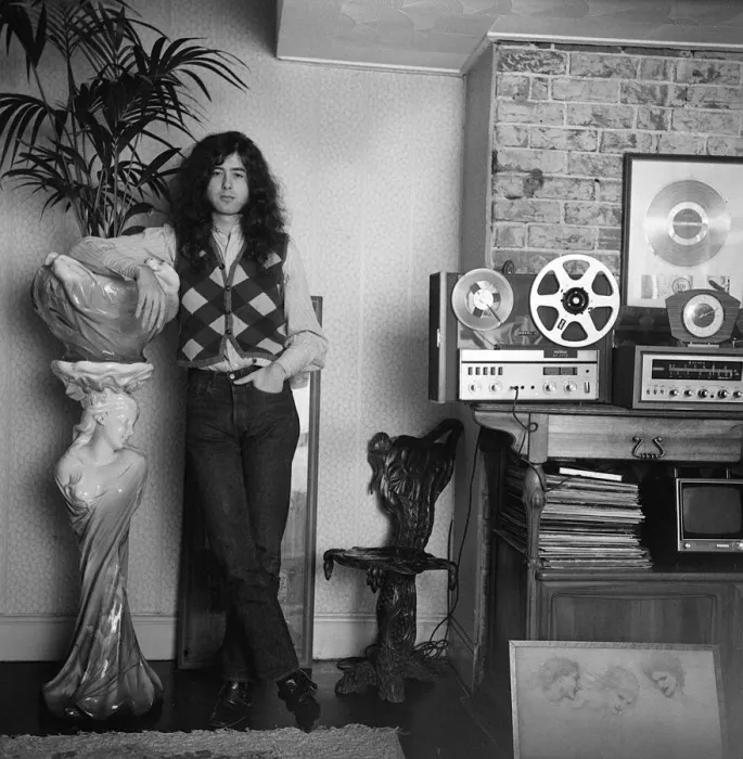 Framed Print : Jimmy Page, Led Zeppelin guitarist. January 1970