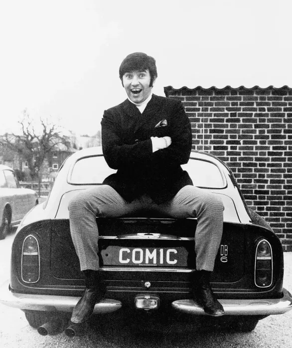Framed Print : Jimmy Tarbuck Comedian & TV Presenter Framed Print : Jimmy Tarbuck Comedian & TV Presenter