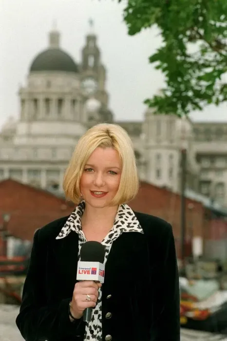 Framed Print : Jo Simpson Live TV Presenter June 1998 Who was a presenter on Liverpool Live Framed Print : Jo Simpson Live TV Presenter June 1998 Who was a presenter on Liverpool Live