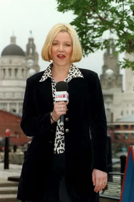 Framed Print : Jo Simpson Live TV Presenter June 1998 Who was a presenter on Liverpool Live Framed Print : Jo Simpson Live TV Presenter June 1998 Who was a presenter on Liverpool Live