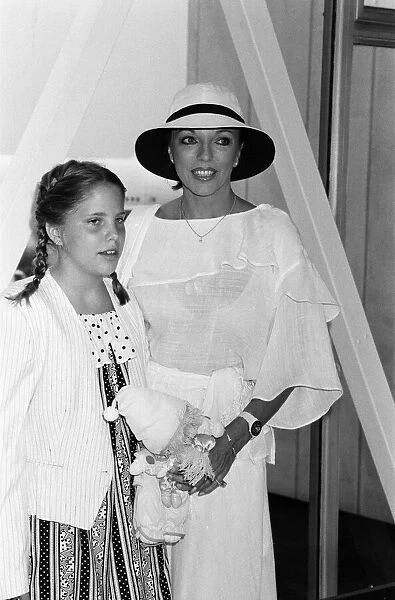Joan Collins at LAP with her daughter Katy after a holiday in the South of France