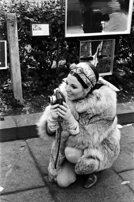 Framed Print : Joan Collins on the set of her new film Subterfuge'. 4th February 1968