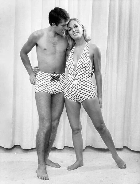 Joan Crane and Derek Nesbitt wearing 'His'and 'Hers'