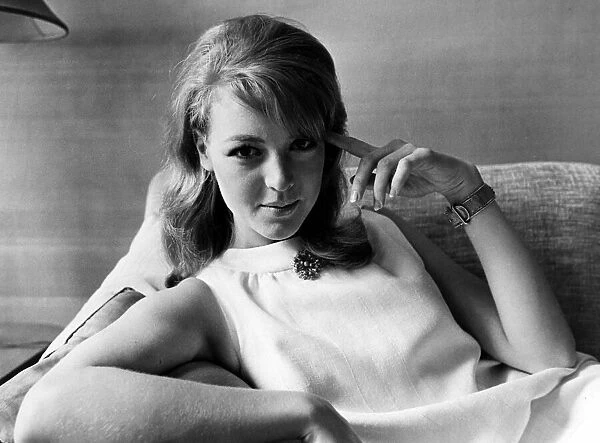 Joanna Pettet actress July 1966
