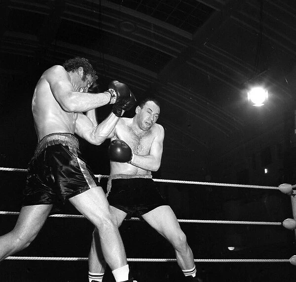 Joe Bugner Heavyweight Boxer February 1971 throws a punch at Canadian Bill Drover