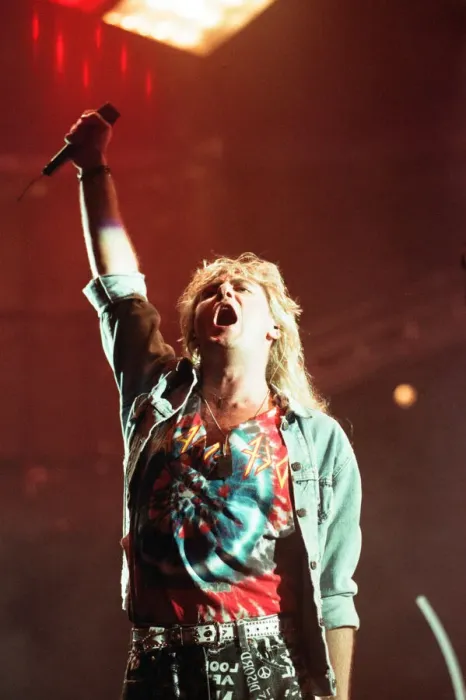 Framed Print : Joe Elliott of Def Leppard performing live at the NEC Birmingham. 29th June 1992
