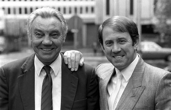 Joe Fagan Liverpool Football Manager with his merseyside counterpart Howard Kendall