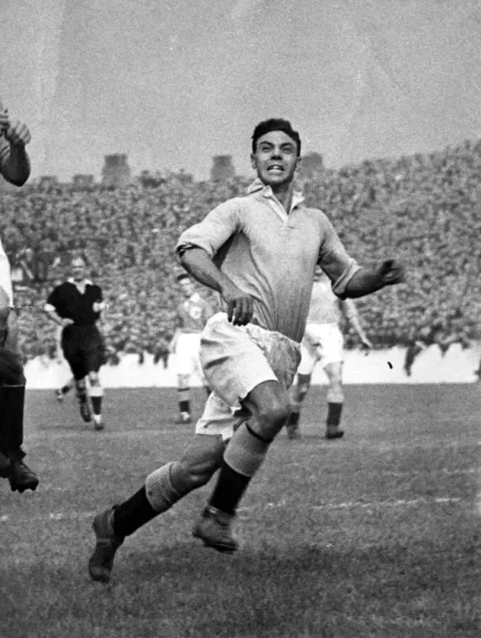 Framed Print : Joe Fagan Manchester City Football Player in action at Anfield November 1949