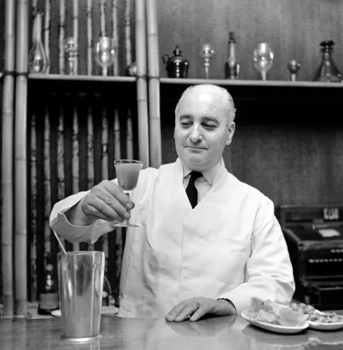 Framed Print : Joe Gilmore top barman at the Savoy hotel in London seen here preparing Cocktails. 1970