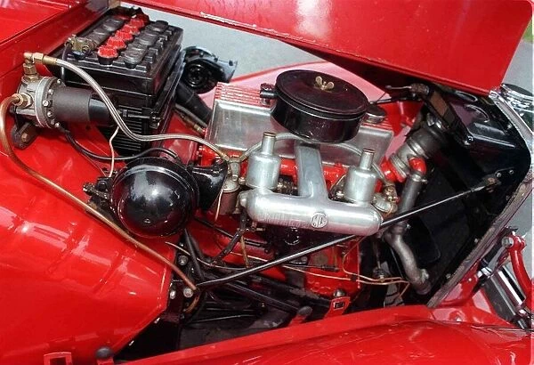JOE ODONNELL HIS VINTAGE MG7 December 1998 Engine compartment
