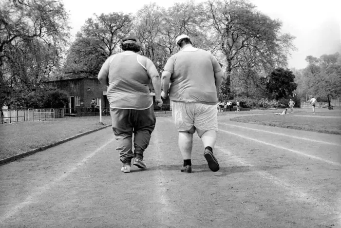 Framed Print : Jogger-nauts: John Robinson sports writer with Colin Taylor jogging in Battersea Park Framed Print : Jogger-nauts: John Robinson sports writer with Colin Taylor jogging in Battersea Park