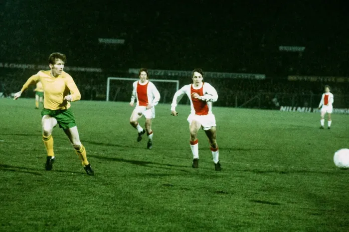 Framed Print : Johan Cruyff Ajax 1971 Ajax Celtic European Cup quarter final Framed Print : Johan Cruyff Ajax 1971 Ajax Celtic European Cup quarter final