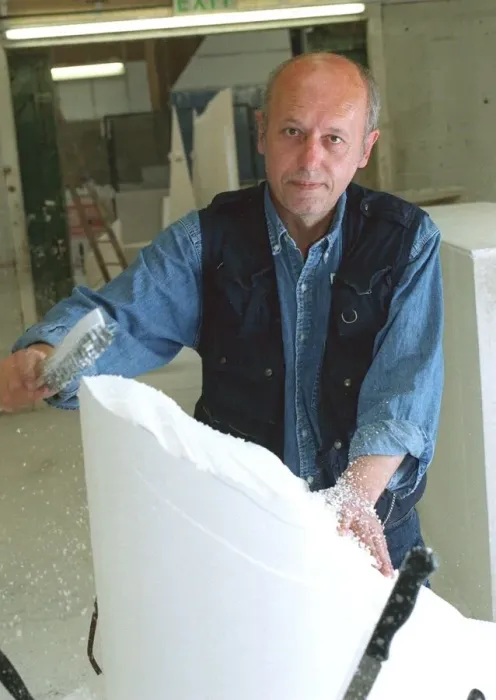 Framed Print : John Blakeley movie special effect sculptor July 1999 working on a polystryrene Framed Print : John Blakeley movie special effect sculptor July 1999 working on a polystryrene